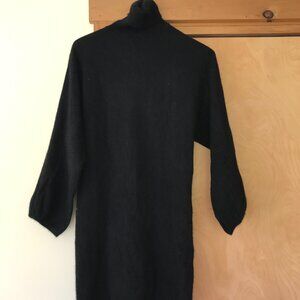 Karoo Mark Eisen Black Cashmere Turtleneck